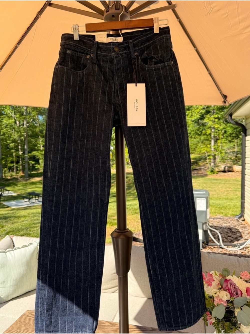 Women's Moussy Denim Pinstripe Straight-Leg Jeans - Picture 5 of 12